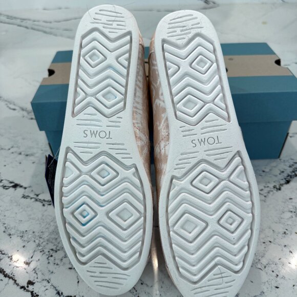 TOMS Alpargata Cloudy Pink Patchwork Batik Slip on Flats Size 10 - Picture 4 of 5